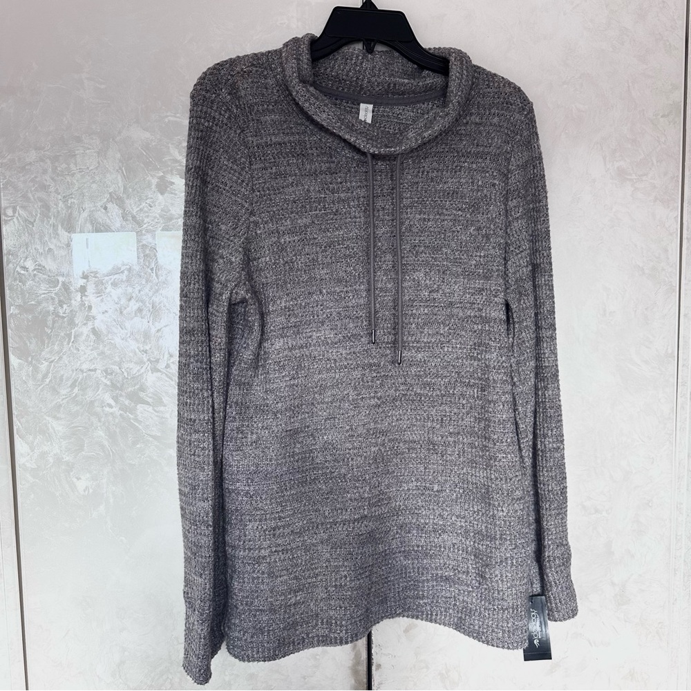 NWT Gray Waffle Knit Sweater